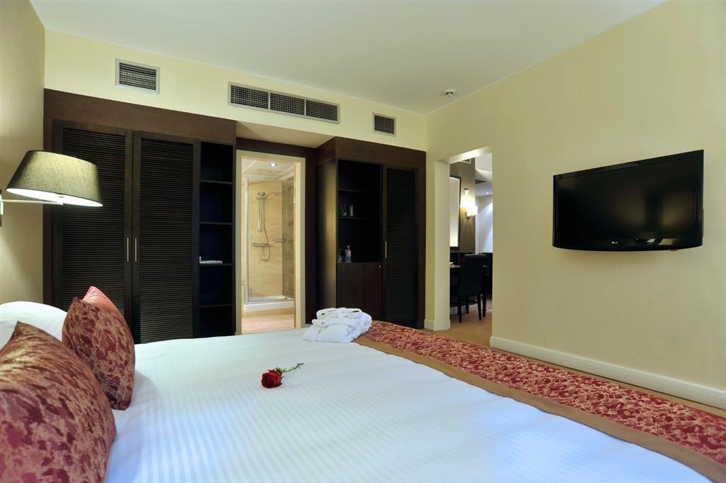 Lancaster Accra Hotel Exterior photo